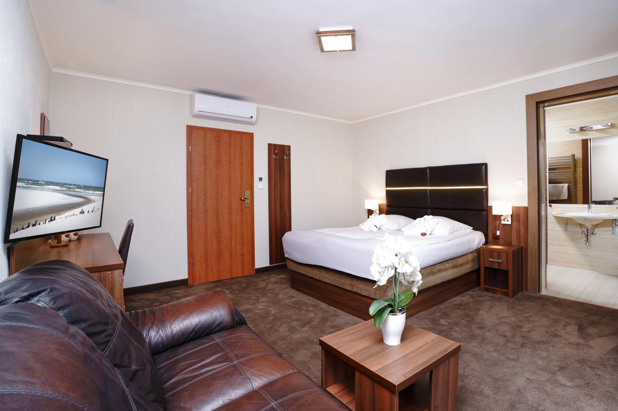 Hotel Spa Activia Jastrzębia Góra Exteriér fotografie