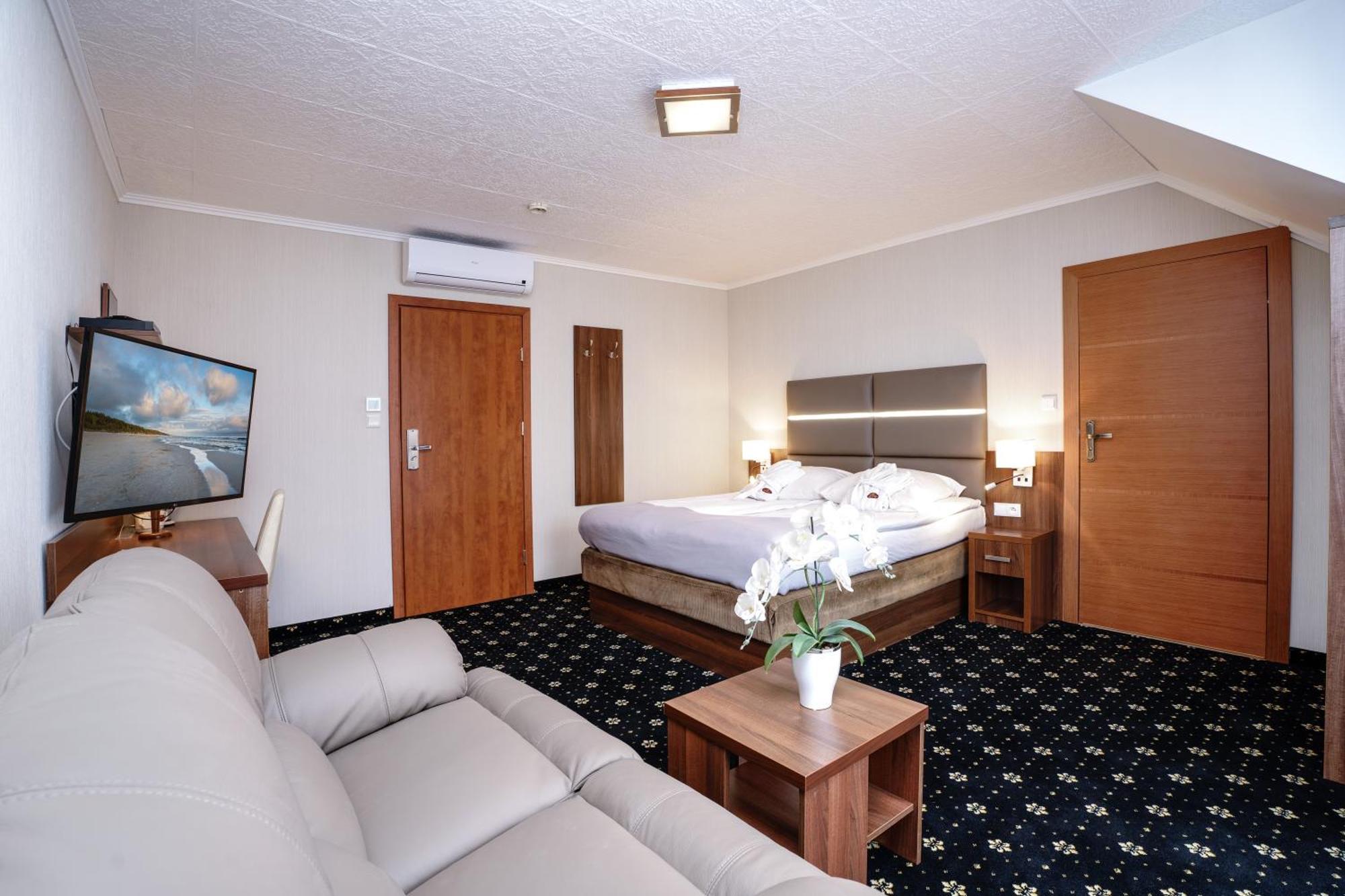Hotel Spa Activia Jastrzębia Góra Exteriér fotografie