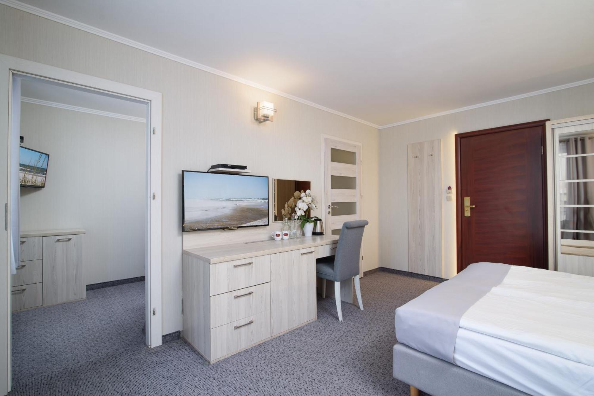 Hotel Spa Activia Jastrzębia Góra Exteriér fotografie