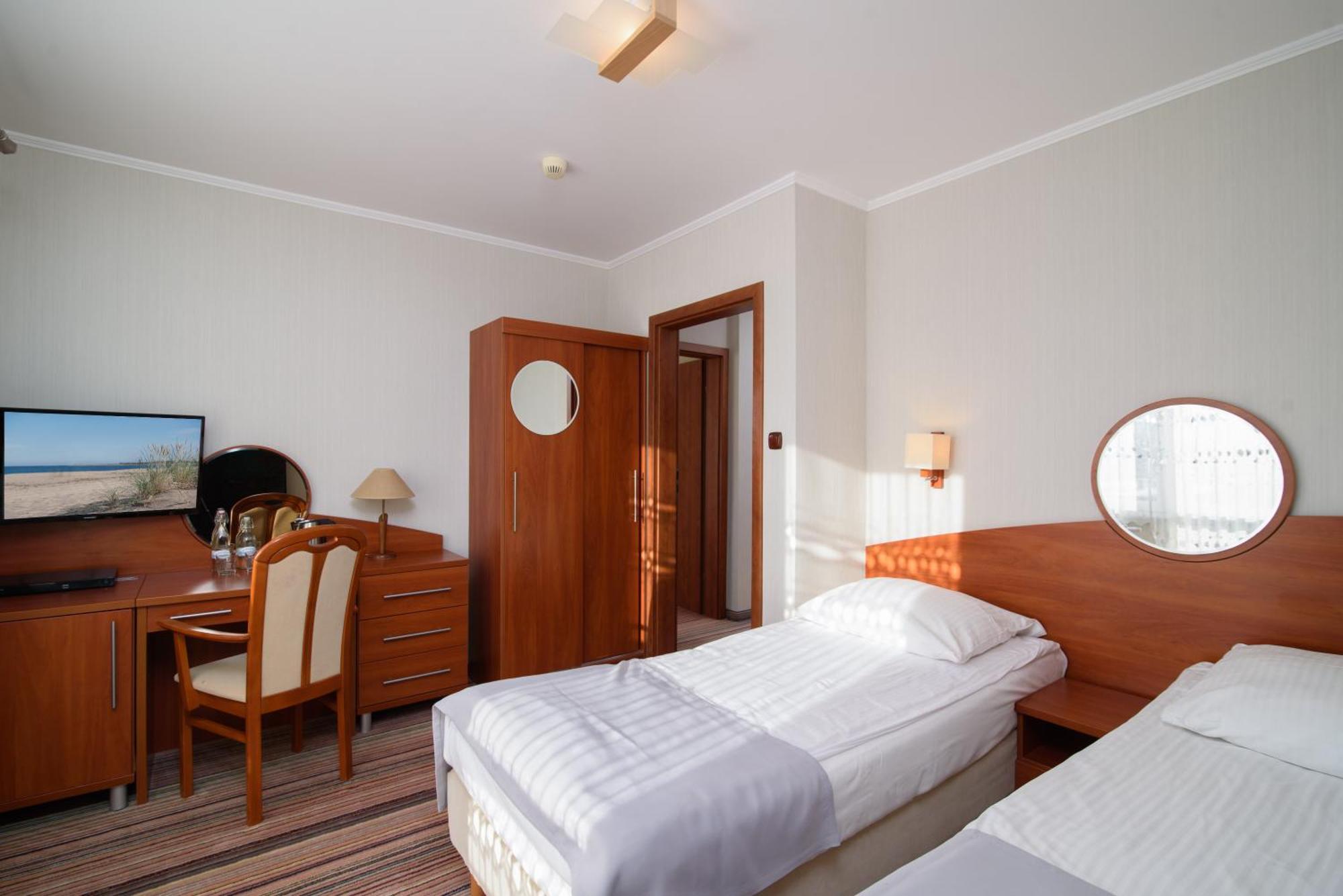 Hotel Spa Activia Jastrzębia Góra Exteriér fotografie
